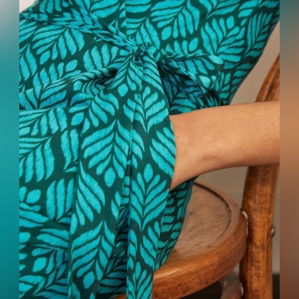 Boden Tie Waist Ruby Jersey Romper in Palm Leaf Size US 8 R - Picture 9 of 11